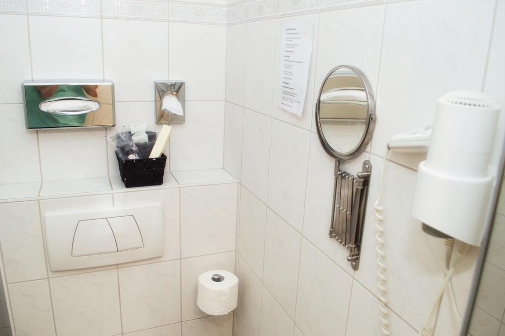 Gasthof Zur Saline Pratteln Room photo